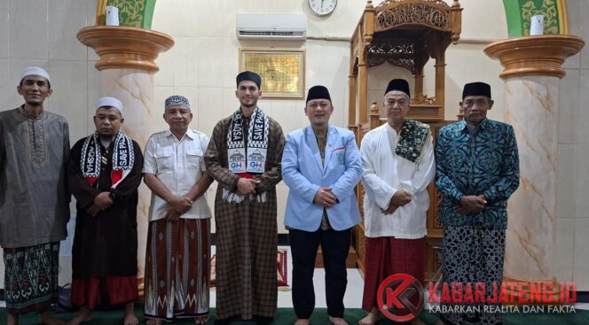 
					BKPRMI Jawa Tengah Gelar Safari Dakwah, Hadirkan Dai Palestina Syekh Ibrahim Amin Ibrahim
