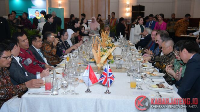 
					Wali Kota Semarang Hadiri Perayaan Ulang Tahun Raja Charles III, Perkuat Diplomasi dan Jalin Kolaborasi Internasional