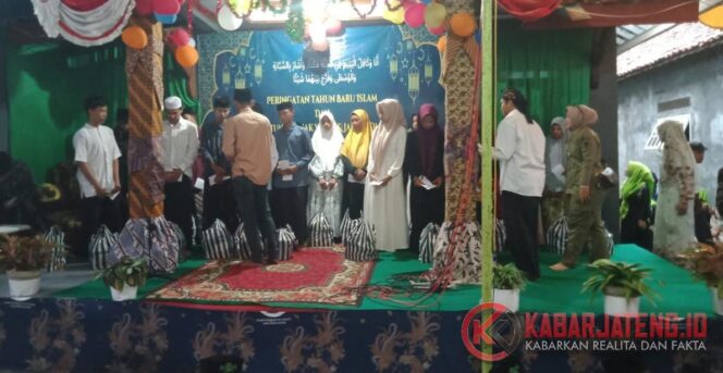 
					Semarak Tahun Baru Islam, Warga Dukuh Kedung Banteng Santuni Anak Yatim dan Janda Lansia