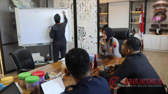 
					Polres Semarang Terima Peserta KKP dari Sespimen Polri Dikreg 65 TA 2025