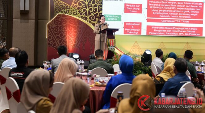 
					Wali Kota Semarang Agustina Dorong Koperasi Merah Putih Masuk ke Berbagai Sektor Usaha