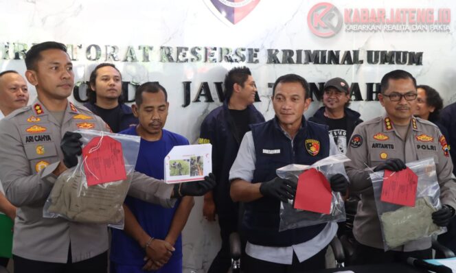 
					Pembunuh Wanita di Persawahan Demak Dibekuk di Tangerang, Berawal dari Kenalan di Media Sosial