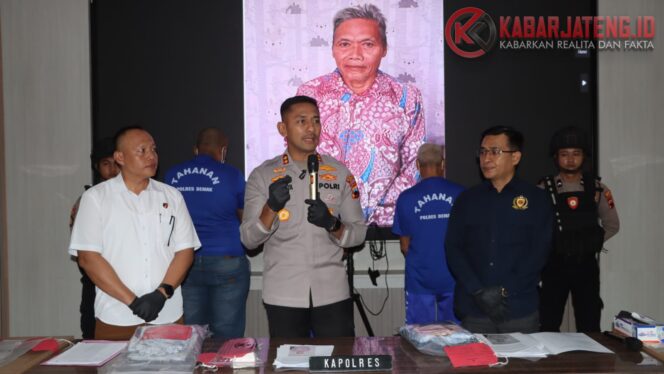 
					Polisi Amankan Oknum Guru Madrasah Pelaku Pencabulan Santriwati di Demak