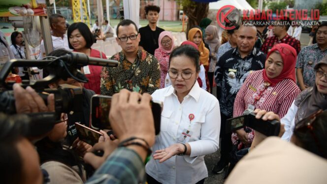 
					Agustina Sampaikan Permohonan Maaf dan Tunjukkan Kepedulian kepada Keluarga Korban Kecelakaan Feeder Trans Semarang