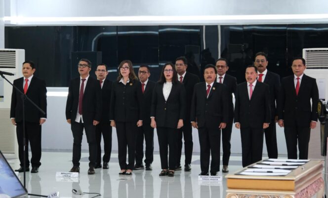 
					Lantik 79 Pejabat Struktural Se-Indonesia, Menteri Nusron Tekankan Semangat Nationwide dan Sistem Meritokrasi