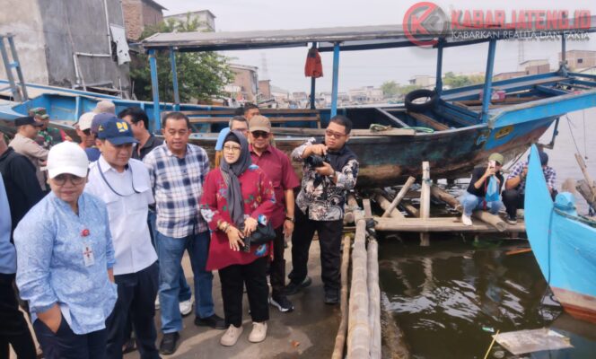 
					Wali Kota Semarang Tinjau Lokasi Rob di Tambakrejo, Komitmen Percepat Penanganan Kawasan Pesisir