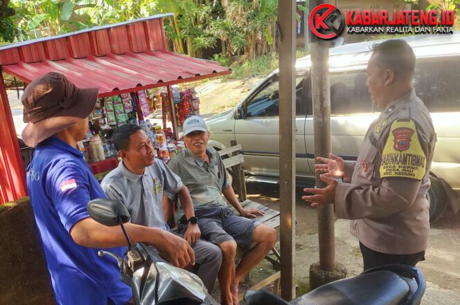 
					Bhabinkamtibmas Polsek Kedung Sosialisasikan Operasi Patuh Candi 2025 dan Dorong Partisipasi Warga Dalam Menjaga Keamanan