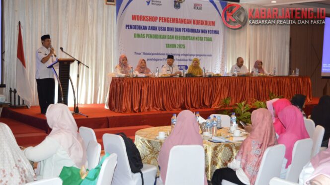 
					Disdikbud Kota Tegal Selenggarakan Workshop Kurikulum PAUD dan Kesetaraan 2025, Fokus pada Pendekatan Deep Learning