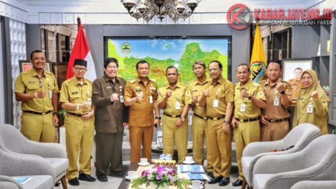 
					Pasar Raya 2025 Hadir Lagi, Sajikan Seni Budaya dan Kuliner Gratis di Surakarta