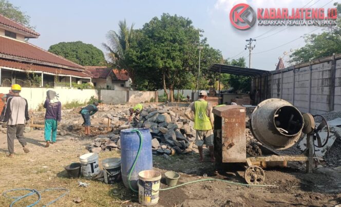 
					Proyek Pustu Rp653 Juta di Kemandungan Dikerjakan Tanpa Sosialisasi, Warga Kecewa