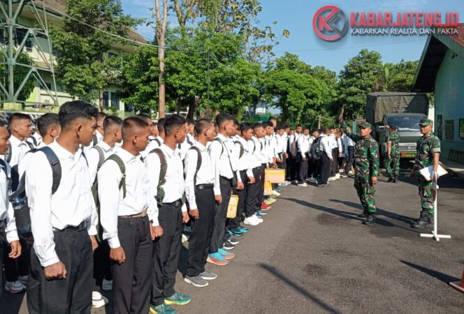 
					Ibu Pertiwi Memanggil: 73 Remaja Asal Batang Siap Mengabdi di TNI AD