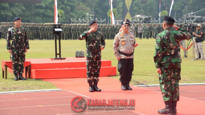 
					Kasdam IV/Diponegoro Hadiri Pembukaan Pendidikan Terintegrasi Taruna TNI dan Akpol Tahun 2025 di Akmil Magelang