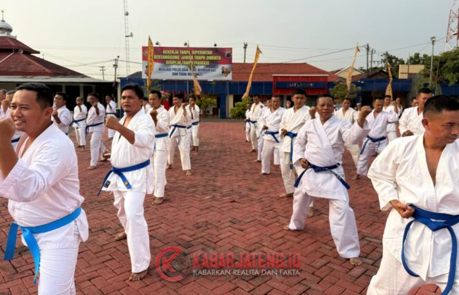 
					Polres Jepara Gelar Ujian Beladiri Polri Semester II Tahun 2025