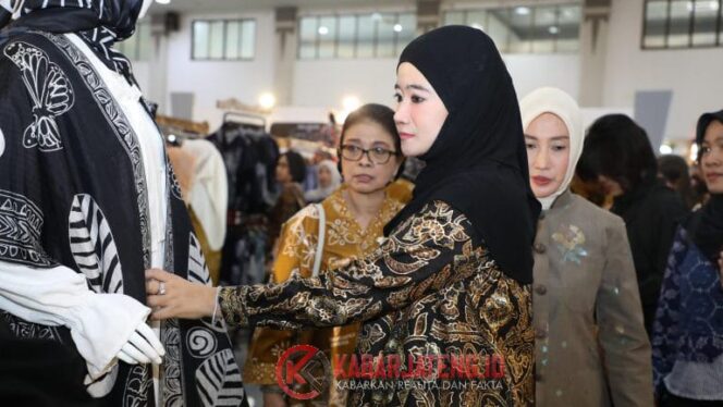 
					Dekranasda Jateng Dorong Produk Busana Lokal Tembus Pasar Internasional Lewat Jogja Fashion Week