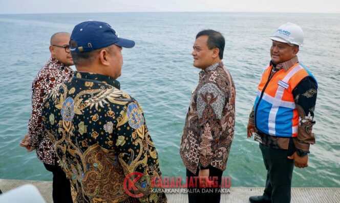 
					Pelabuhan Multipurpose Batang Siap Beroperasi, Gubernur Ahmad Luthfi: Percepat dan Efisienkan Logistik KITB
