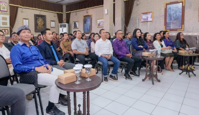 
					Kuliah Umum Universitas Mahendradatta, Wamen Ossy Ceritakan Peran Reforma Agraria untuk Pengelolaan Tanah