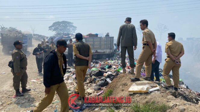 
					TPA Ilegal Rowosari Akan Ditutup, Pemkot Semarang dan Pemkab Demak Pilih Pendekatan Persuasif
