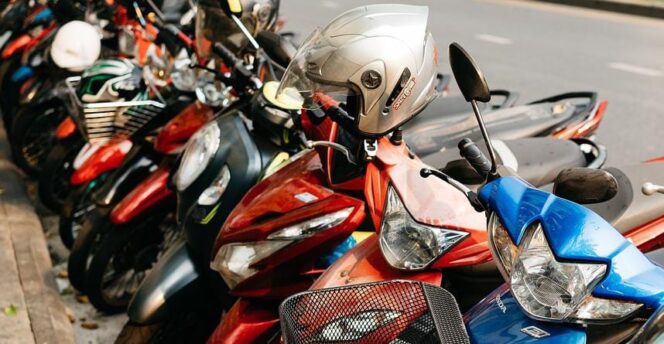 
					Ilustrasi: Parkir sepeda motor (foto: pixabay/viarami)