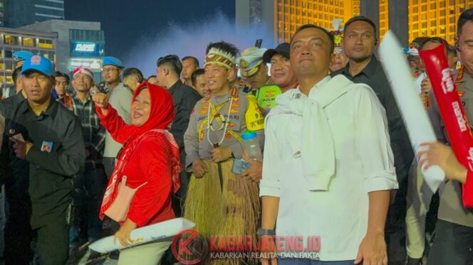 
					Kapolri dan Mensesneg Hadiri Panggung Rakyat di Bundaran HI, Ribuan Warga Meriahkan Perayaan