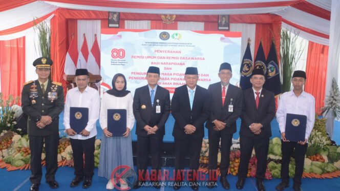 
					Kapoksahli Pangdam IV/Dip Hadiri Pemberian Remisi di Lapas Perempuan Semarang