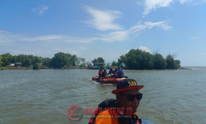 
					Nelayan Hilang Usai Perahu Terbalik di Perairan Pekalongan, Tim SAR Lakukan Pencarian