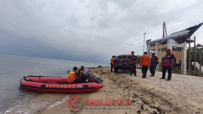 
					Nelayan Asal Jepara Hilang Terjatuh ke Laut Saat Pasang Jaring di Perairan Bandengan