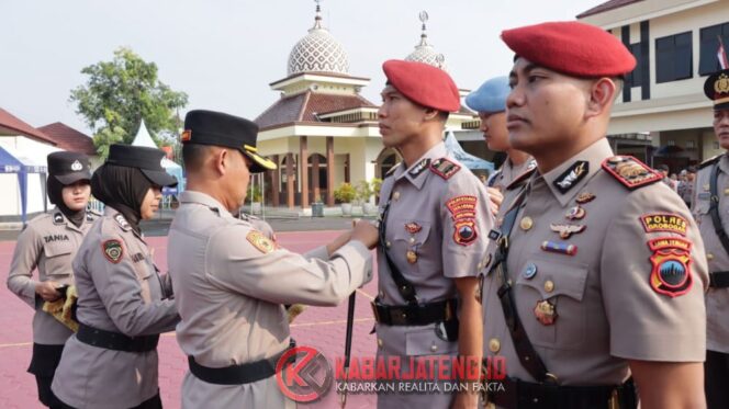 
					Kapolres Grobogan Pimpin Sertijab Sejumlah PJU dan Kapolsek