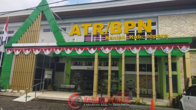 
					BPN Jepara Dinilai Alergi Wartawan Saat Mediasi Sengketa Tanah antara Pemdes Daren dan KUD Sumberharjo
