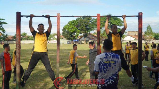 
					Seluruh Anggota Polres Tegal Jalani Tes Kesamaptaan Jasmani Rutin
