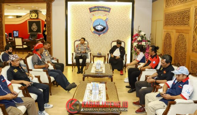 
					Kapolda Jateng Prihatin atas Insiden yang Dialami Driver Ojol di Jakarta, Polda Siapkan Fasilitasi Aksi Damai