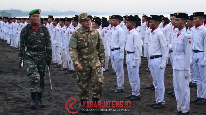 
					Parade Senja, Wadah Sinergi dan Promosi Wisata Pantai Jodo Batang