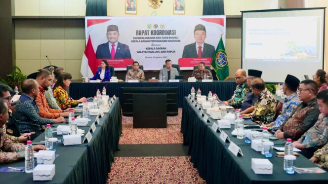 
					Rakor di Maluku Utara, Menteri Nusron Tekankan Pentingnya Dukungan Pemda dalam Pembuatan Sertipikat Tanah