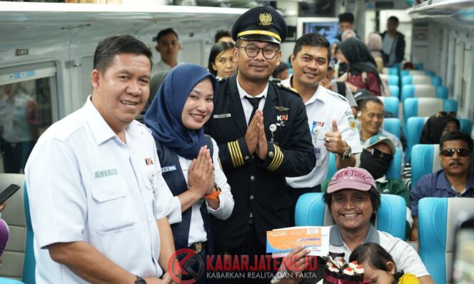 
					Hari Pelanggan Nasional, KAI Daop 5 Purwokerto Sajikan Kejutan untuk Penumpang