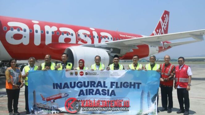 
					AirAsia Resmi Layani Penerbangan Harian Semarang–Kuala Lumpur, Ekonomi dan Pariwisata Jateng Diproyeksikan Tumbuh