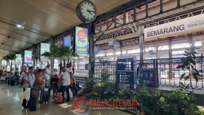 
					Hari Kedua Libur Maulid Nabi, 28 Ribu Lebih Penumpang Tiba di Daop 4 Semarang