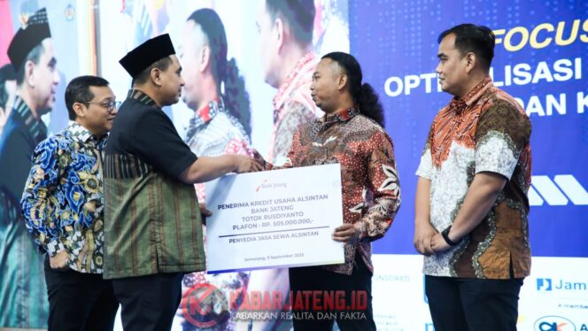 
					Jateng Raih Penyerapan KUR Tertinggi, Taj Yasin: Alhamdulillah, Hasil Kerja Bersama