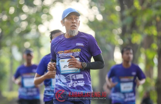 
					Sekda Jateng Lepas Peserta Fun Run 5K di Lanumad Ahmad Yani