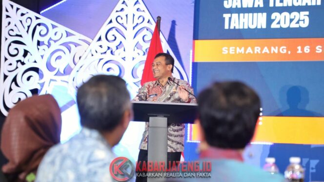 
					Ahmad Luthfi Dorong Jasa Keuangan Perkuat Ekonomi Berbasis Desa di Jawa Tengah