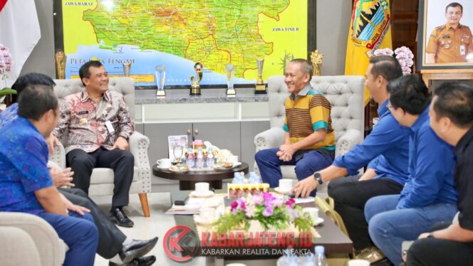 
					50 Merek Otomotif Meriahkan GIIAS Semarang, Gubernur Ahmad Luthfi Dorong Pertumbuhan Ekonomi Jateng