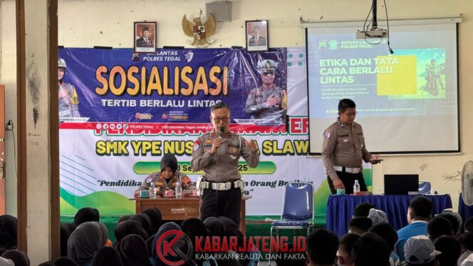 
					Cegah Kecelakaan dan Bullying, Polres Tegal Beri Edukasi pada Ratusan Pelajar di Slawi