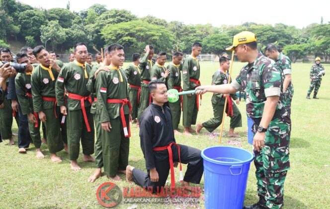 
					131 Prajurit Kodam IV/Diponegoro Raih Kenaikan Tingkat pada Latihan Kader Pelatih Pencak Silat Militer