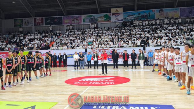 
					Honda DBL 2025 Resmi Dibuka di Semarang, Iswar: Ajang Asah Bakat dan Pererat Persahabatan Pelajar