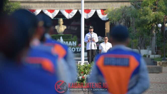 
					Wali Kota Semarang Tegaskan Komitmen Jaga Kondusifitas Lewat Apel Semarang Damai