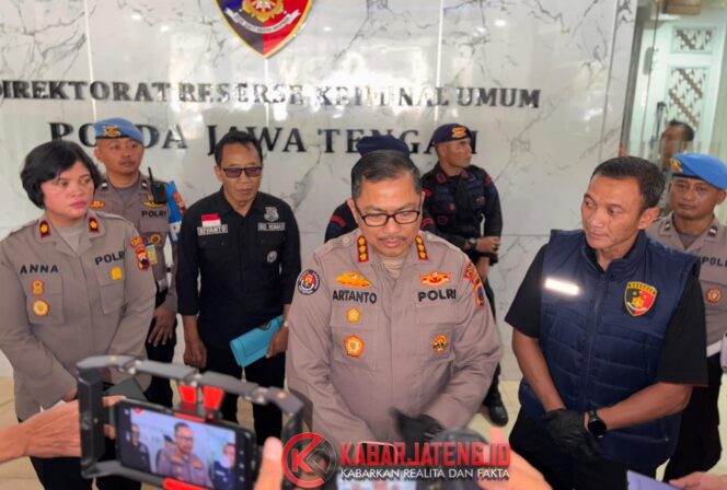 
					Polda Jateng Ungkap Dua Kasus Molotov di Semarang dan Temanggung, Empat Tersangka Diamankan