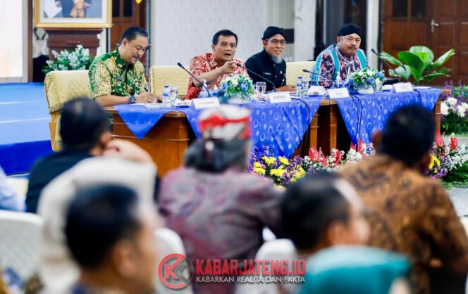 
					Pemprov Jateng Pacu Program 3 Juta Rumah, Ahmad Luthfi Tekankan 1 KK 1 Hunian Layak