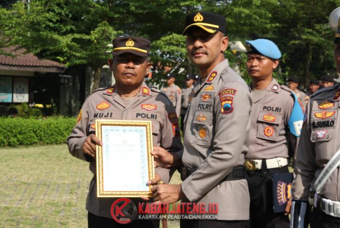 
					Polres Demak Gelar Apel Penghargaan, Dorong Semangat Anggota Tingkatkan Kinerja