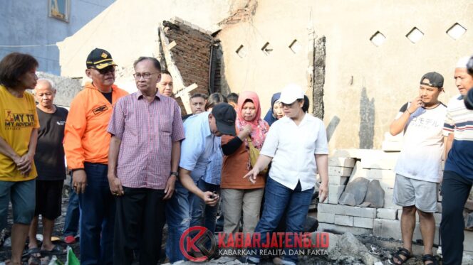 
					Wali Kota Semarang Tinjau Lokasi Kebakaran di Jagalan, Pastikan Penanganan Cepat untuk Warga Terdampak