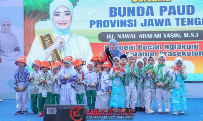 
					Bunda PAUD Jateng Ajak Anak Cinta Batik Sejak Dini