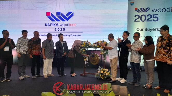 
					Woodfest 2025 KAPIKA Semarang Gaet Buyer Internasional, Gubernur Jateng Ahmad Luthfi Beri Dukungan Khusus