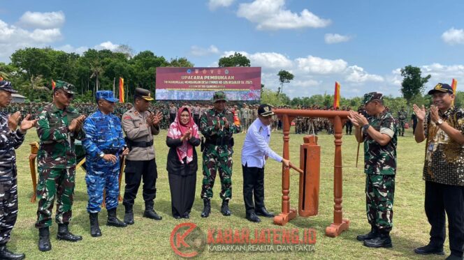 
					TMMD ke-126 Kodam IV/Diponegoro Resmi Dimulai, Prioritaskan Pembangunan Infrastruktur dan Kesejahteraan Warga